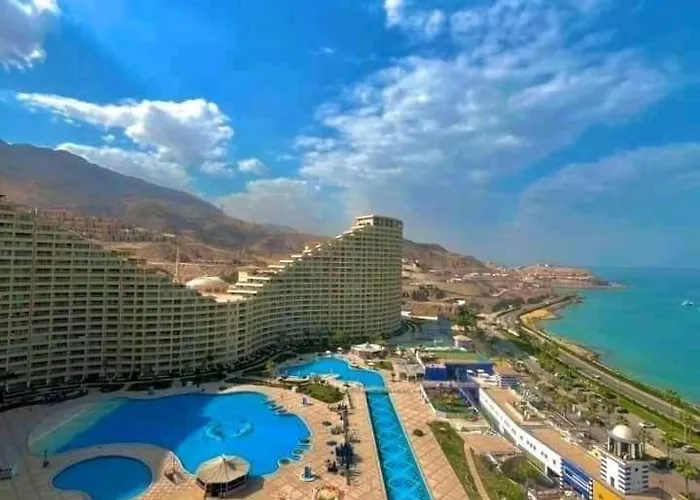 Porto Sokna Pyramids Seaview Apartment